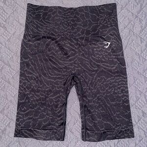 GYMSHARK Highwaisted Shorts with built in Butt scrunch